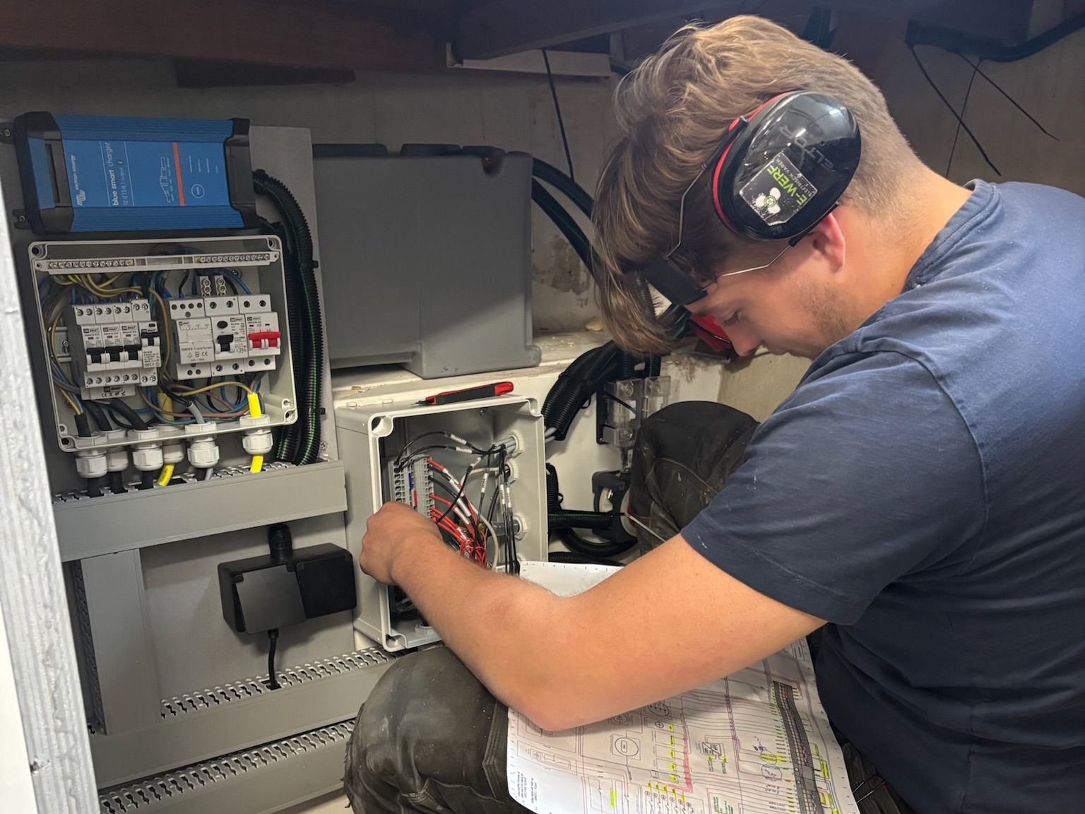 E-WERF Amsterdam | uw partner voor elektrische scheepsinstallaties in de beroepsvaart