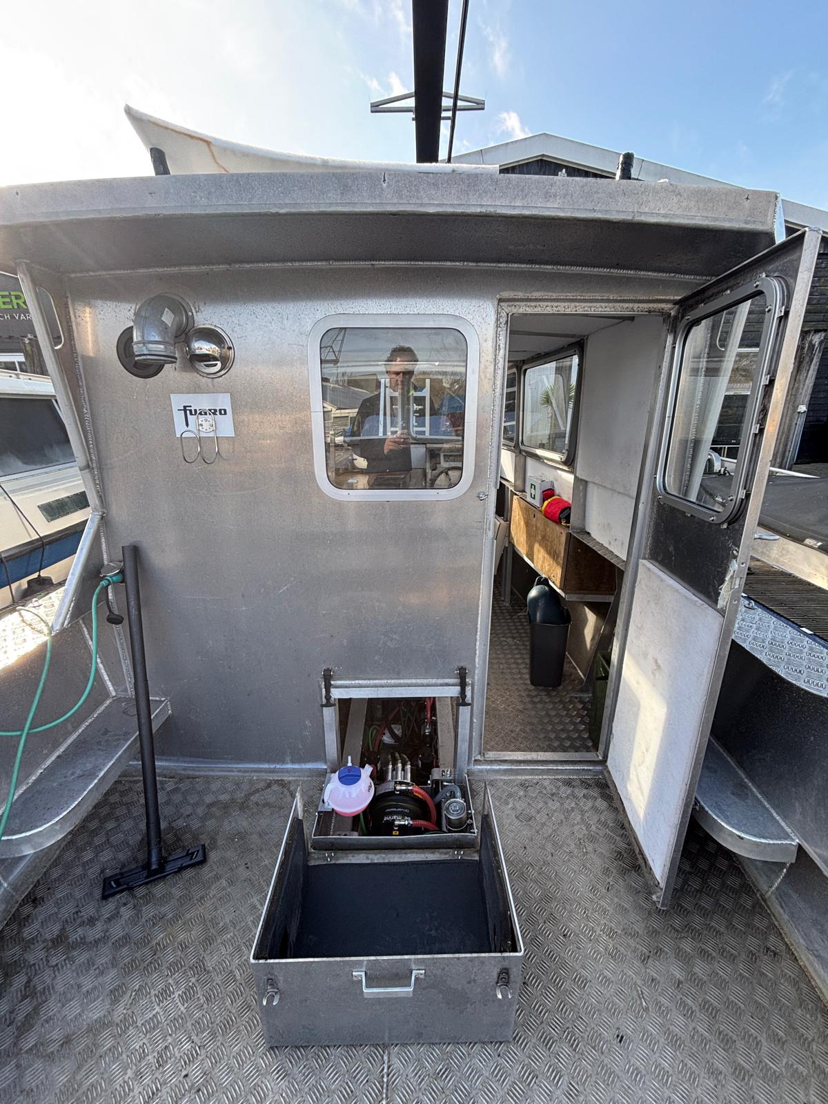 Elektrische werkboot door E-WERF