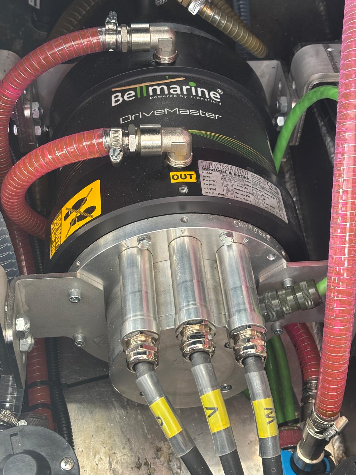 Elektrische werkboot door E-WERF