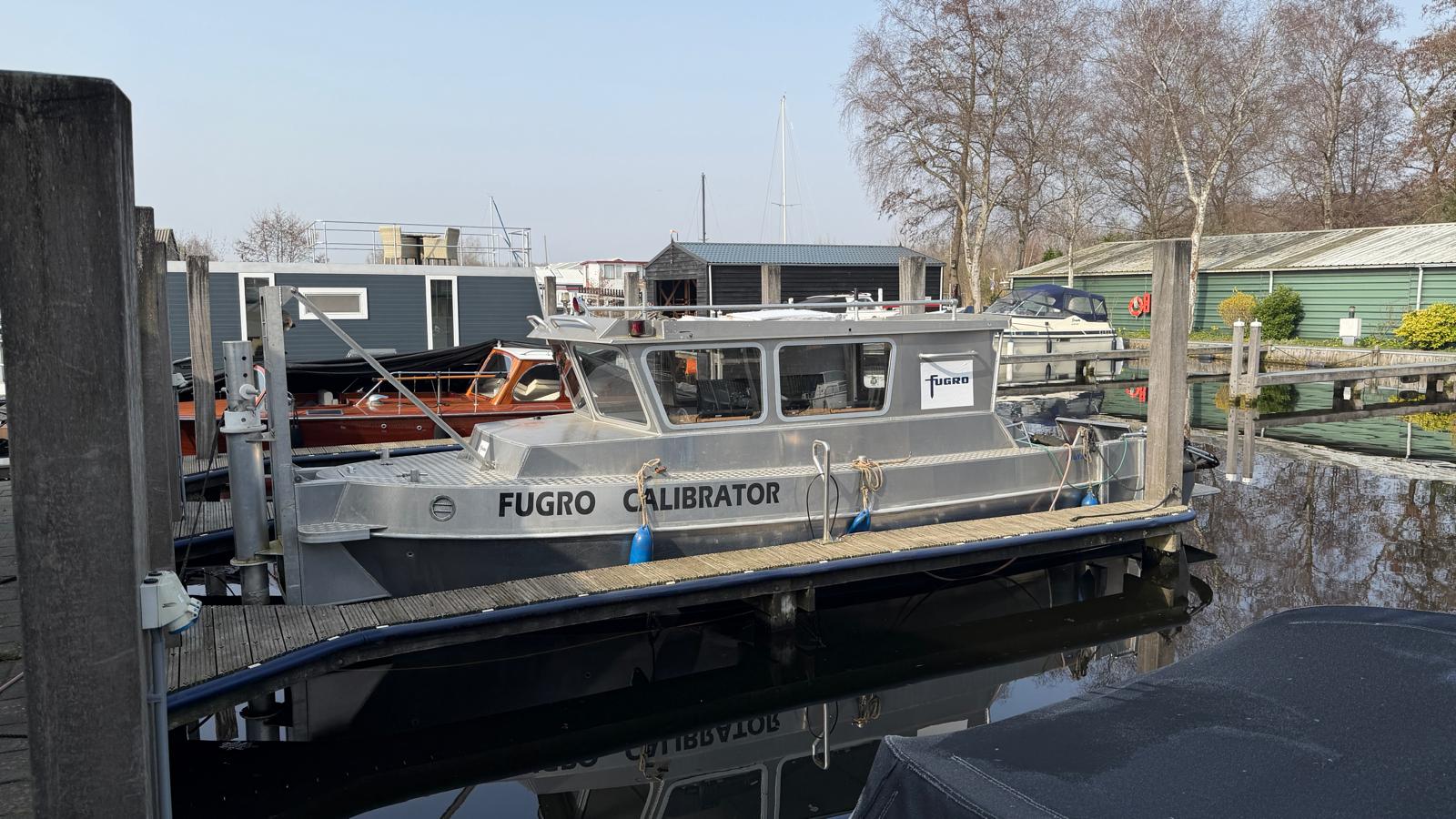 Fugro Calibrator werkboot door E-WERF